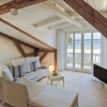 Holiday home Meerhaus Niendorf
